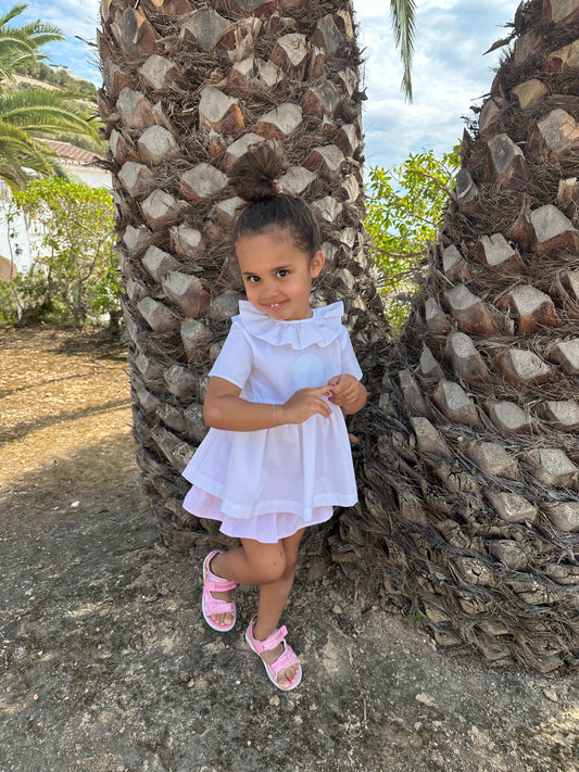 Zomer setje van roze bloomer/rokje met witte blouse voor kinderen