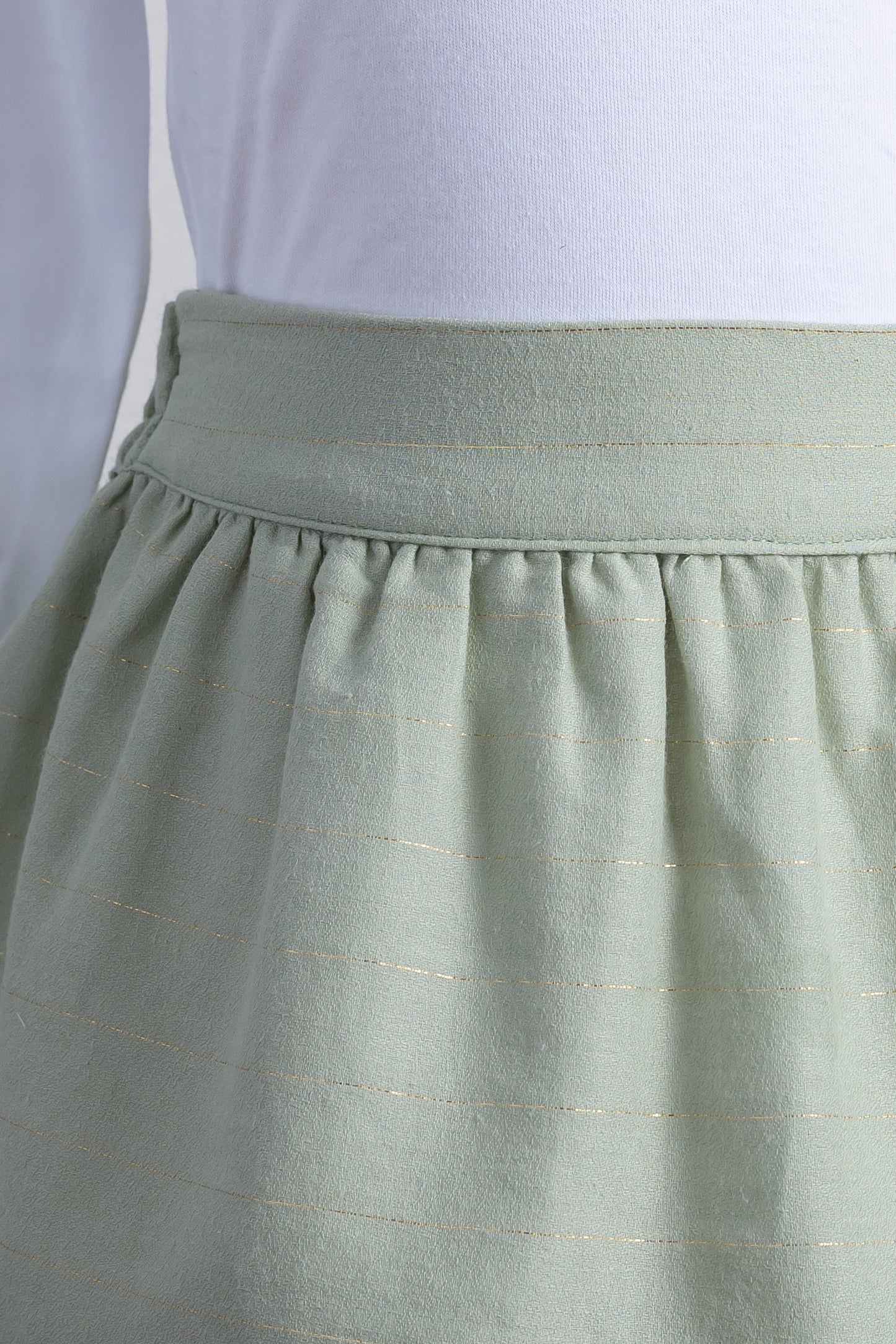 Groene rok met gouden lurex streepjes