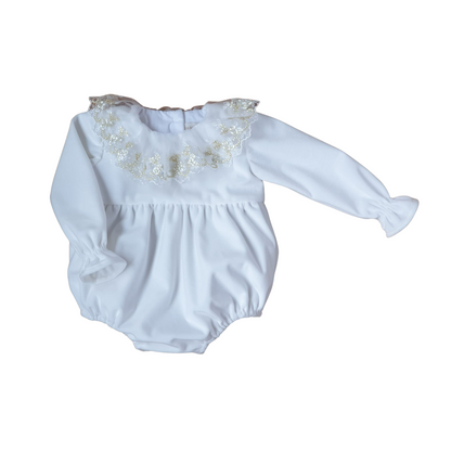 Ivoorkleurige velvet romper met gouden kanten kraag